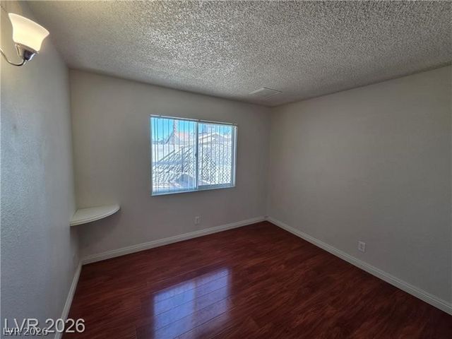7184 Pleasant View Avenue, Las Vegas, NV 89147