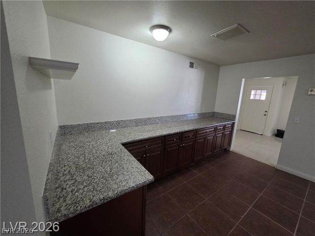 7184 Pleasant View Avenue, Las Vegas, NV 89147