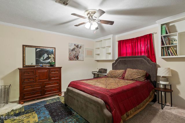 1503 Northlake Circle, Jackson, MS 39211