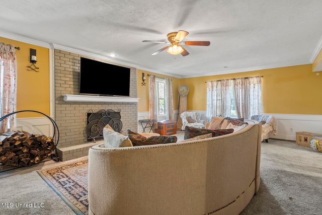 1503 Northlake Circle, Jackson, MS 39211