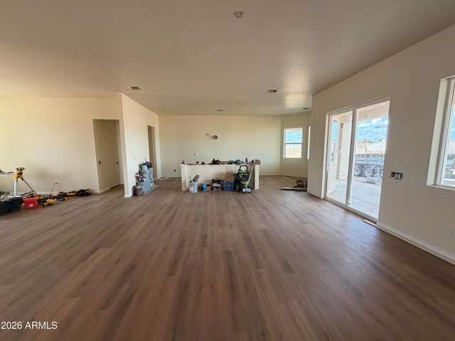23316 W BARWICK Drive, Wittmann, AZ 85361