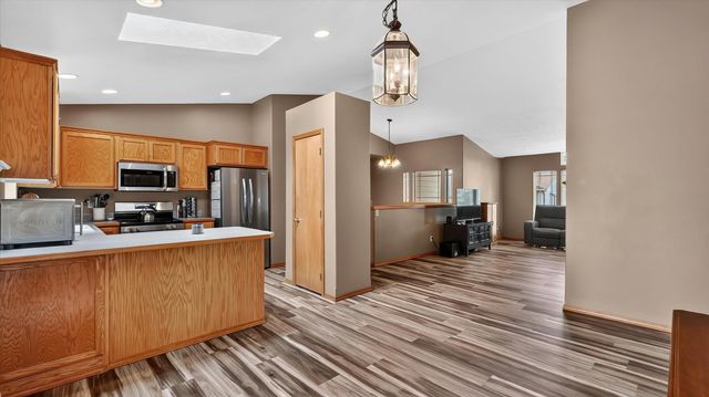 17821 N Colfax St, Colbert, WA 99005