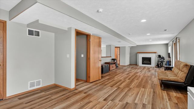 17821 N Colfax St, Colbert, WA 99005