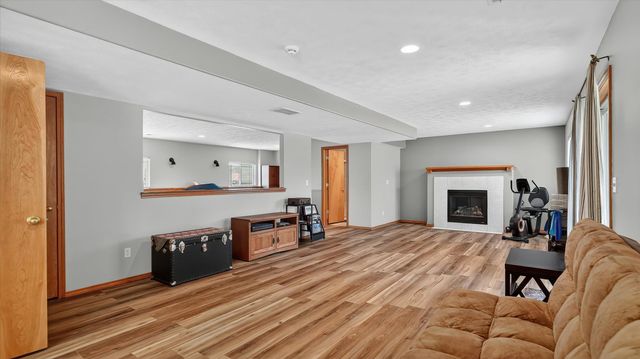 17821 N Colfax St, Colbert, WA 99005