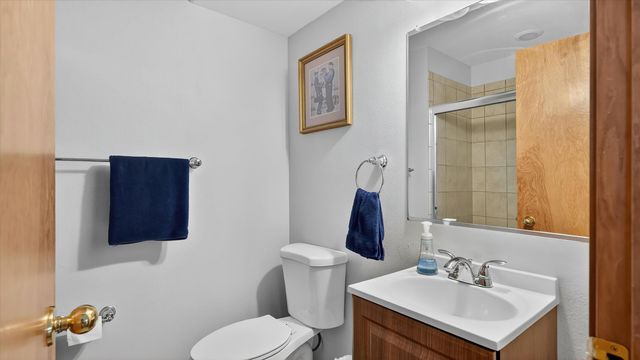 17821 N Colfax St, Colbert, WA 99005