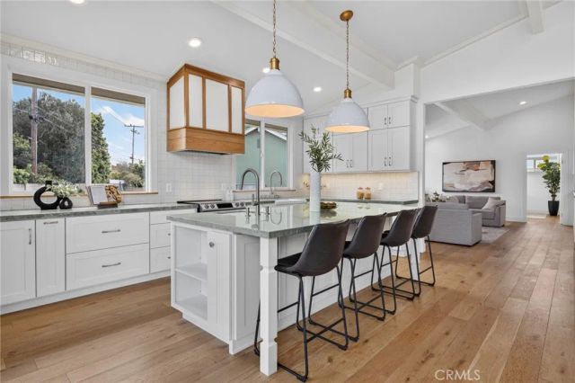 17361 Alta Vista, Huntington Beach, CA 92647