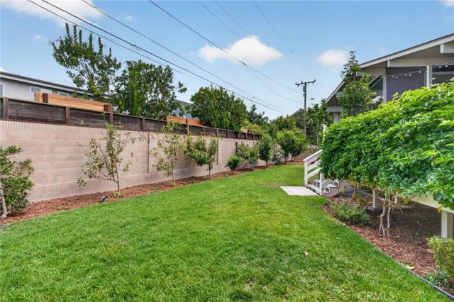 17361 Alta Vista, Huntington Beach, CA 92647