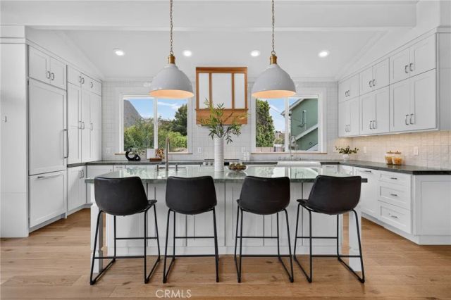 17361 Alta Vista, Huntington Beach, CA 92647