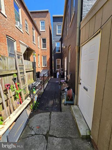 356 E CHESTNUT ST, Lancaster, PA 17602