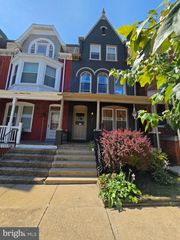 356 E CHESTNUT ST, Lancaster, PA 17602