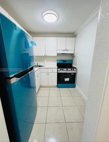 606 W 81st St 224, Hialeah, FL 33014