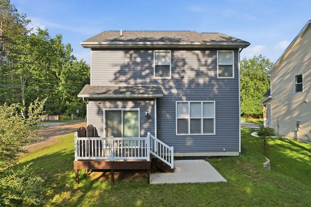 480 McMullan Way, Casco Twp, MI 49090
