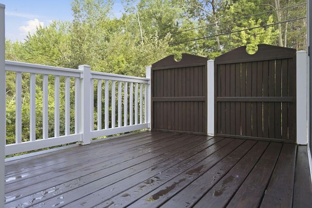 480 McMullan Way, Casco Twp, MI 49090