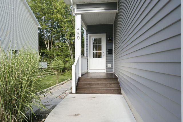 480 McMullan Way, Casco Twp, MI 49090