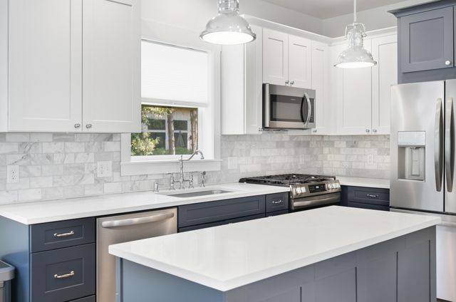 480 McMullan Way, Casco Twp, MI 49090