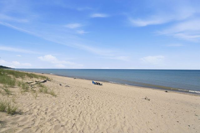 480 McMullan Way, Casco Twp, MI 49090