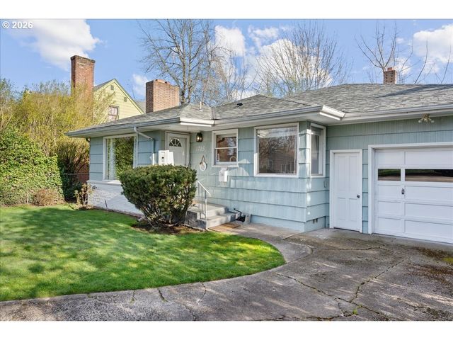 1725 GRANT St Ne, Salem, OR 97301