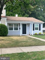 5 RIVERVIEW PL, Willingboro, NJ 08046