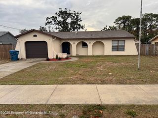 5101 Elwood Road, Spring Hill, FL 34608