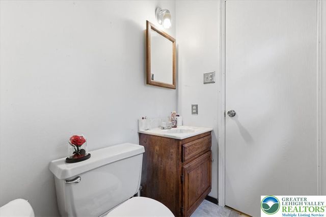 520 Highland Hill Road, Jim Thorpe Boro, PA 18235
