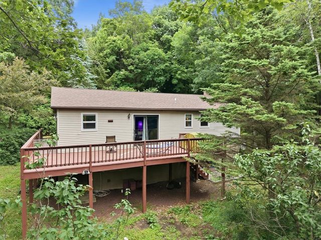 520 Highland Hill Road, Jim Thorpe Boro, PA 18235