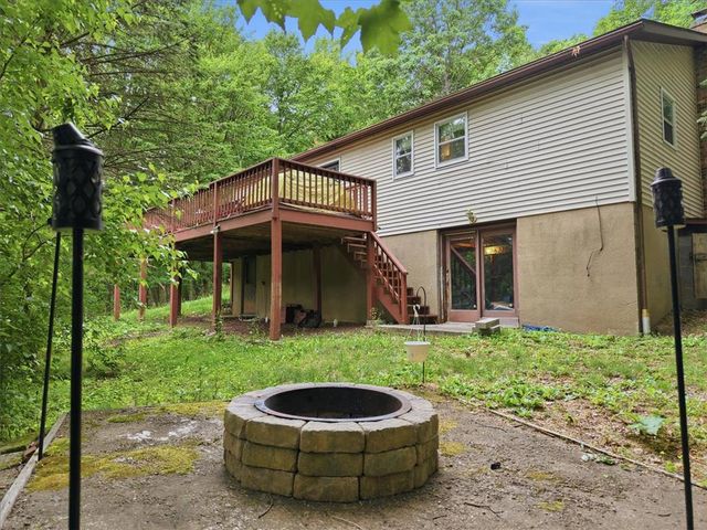520 Highland Hill Road, Jim Thorpe Boro, PA 18235