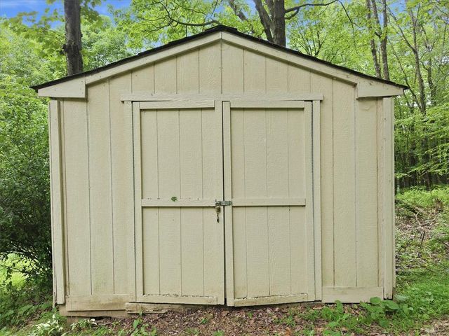 520 Highland Hill Road, Jim Thorpe Boro, PA 18235