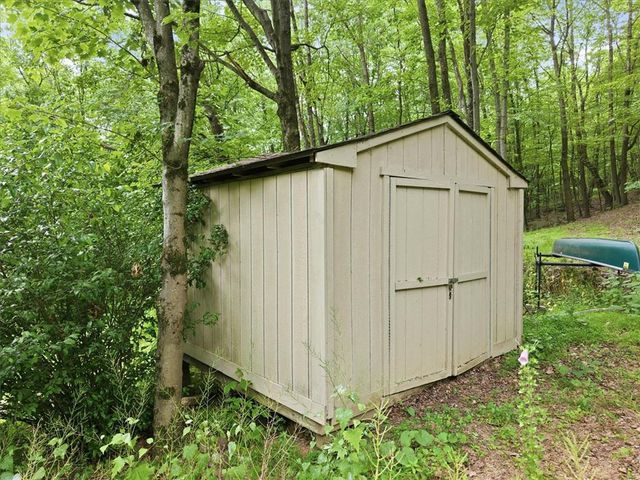 520 Highland Hill Road, Jim Thorpe Boro, PA 18235