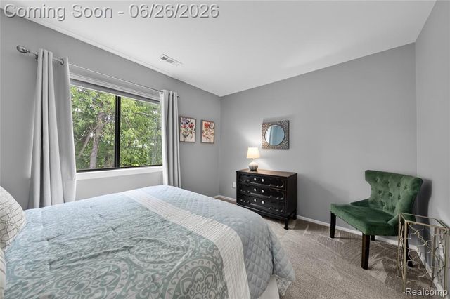 378 Spring Brooke Drive 40, Brighton, MI 48116
