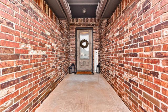 1211 Crimson Creek Circle, El Reno, OK 73036