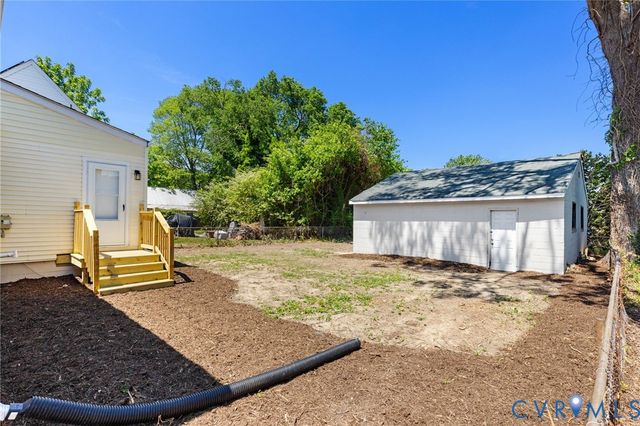 2302 Clarke St, Henrico, VA 23228