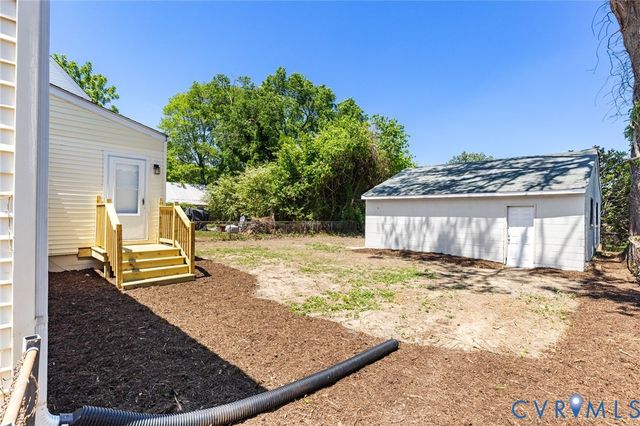 2302 Clarke St, Henrico, VA 23228