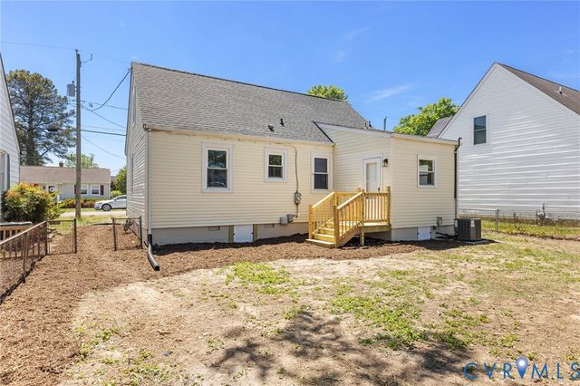 2302 Clarke St, Henrico, VA 23228