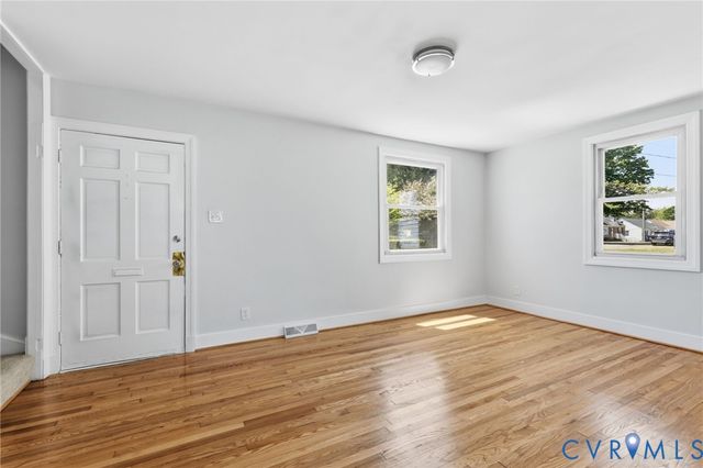 2302 Clarke St, Henrico, VA 23228