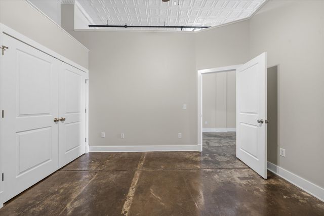 319 Campbell Ave SW Apt 104, Roanoke, VA 24016