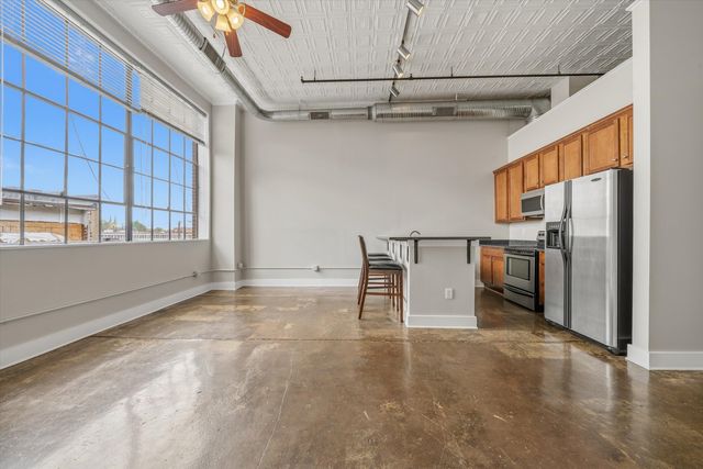 319 Campbell Ave SW Apt 104, Roanoke, VA 24016