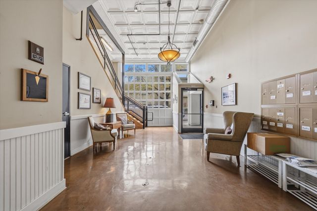 319 Campbell Ave SW Apt 104, Roanoke, VA 24016