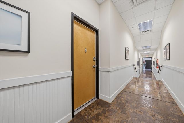 319 Campbell Ave SW Apt 104, Roanoke, VA 24016