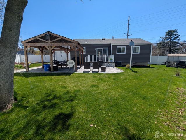 370 Marlboro Road, Old Bridge, NJ 08857