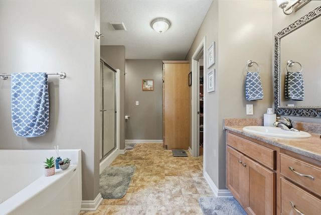 103 MacTavish Court, Angola, IN 46703