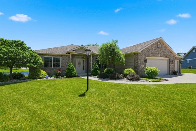 103 MacTavish Court, Angola, IN 46703