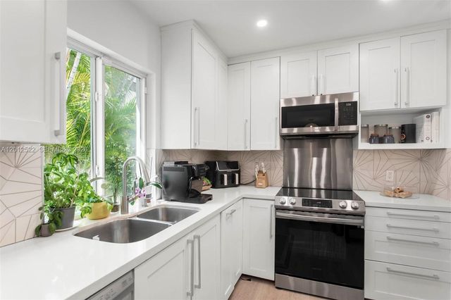 434 Loretto Ave, Coral Gables, FL 33146