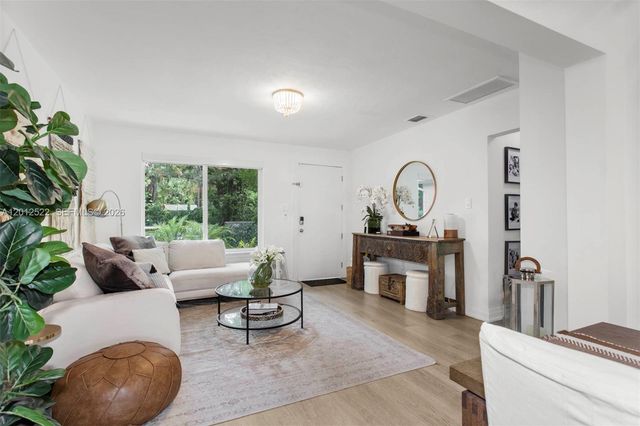 434 Loretto Ave, Coral Gables, FL 33146