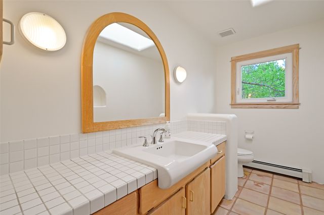 206 Calle Melitta, Santa Fe, NM 87505