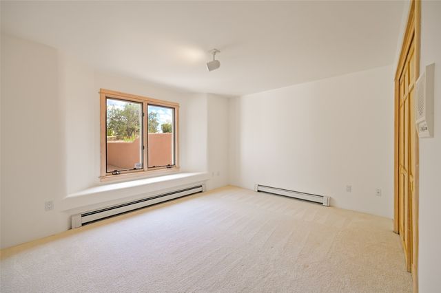 206 Calle Melitta, Santa Fe, NM 87505