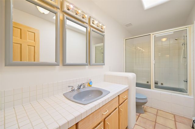 206 Calle Melitta, Santa Fe, NM 87505
