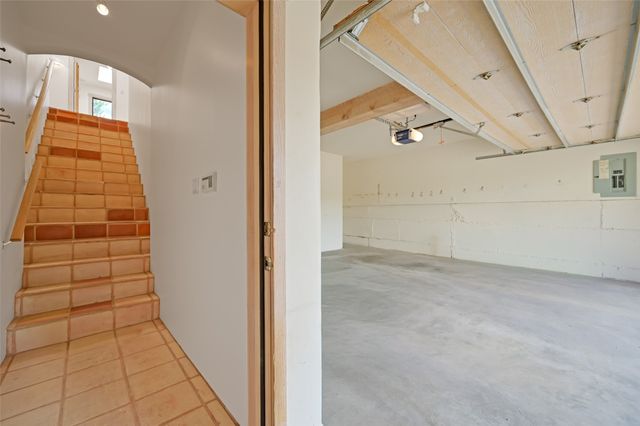 206 Calle Melitta, Santa Fe, NM 87505