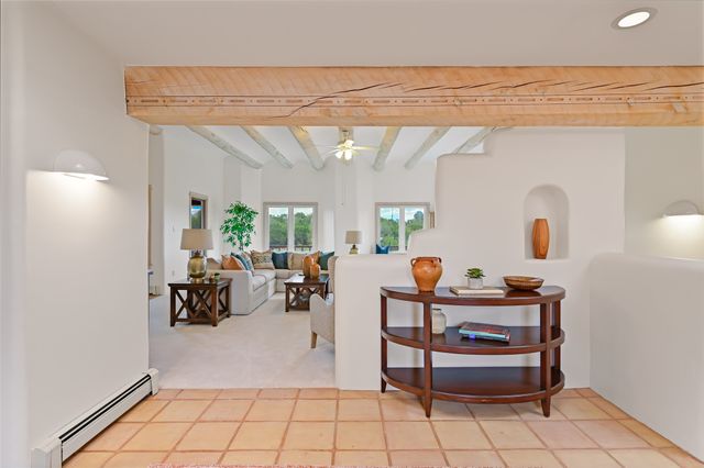 206 Calle Melitta, Santa Fe, NM 87505