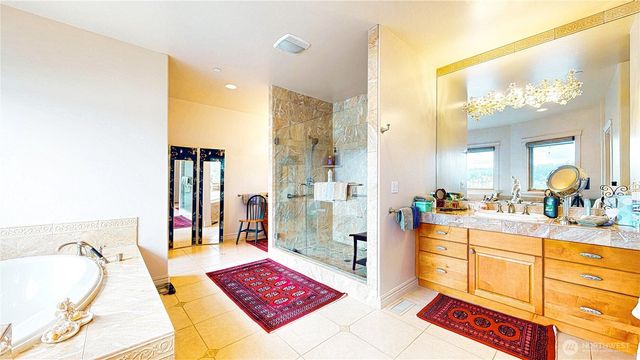 2837 E Lake Sammamish Parkway NE, Sammamish, WA 98074