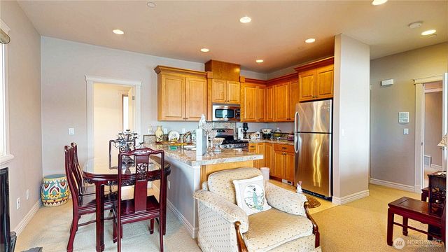 2837 E Lake Sammamish Parkway NE, Sammamish, WA 98074